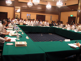 委員会当日の写真02