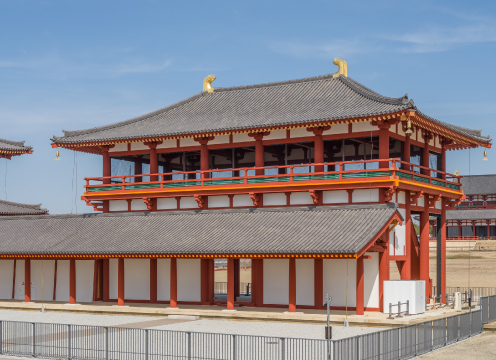 完成した東楼 南東方向から