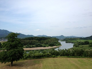 事務所屋上より由良川を望む