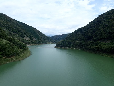 �ᐶ�q�勴��