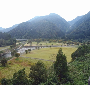 �������� �S�i