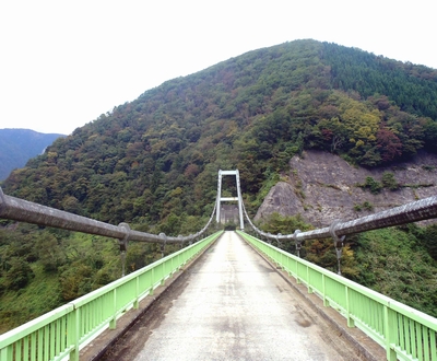 �ᐶ�q�勴��