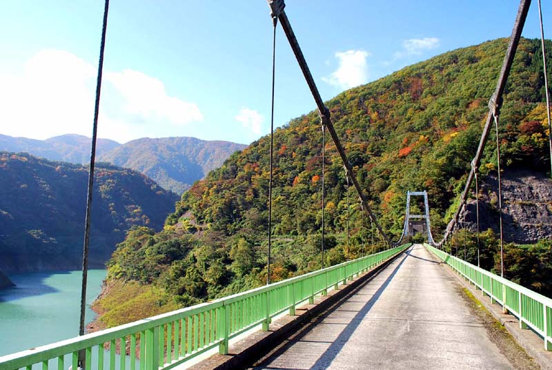 �ᐶ�q�勴��