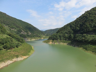 �ᐶ�q�勴��