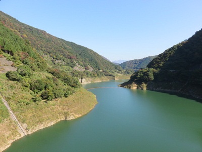 �ᐶ�q�勴��