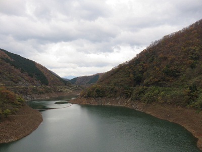 �ᐶ�q�勴��