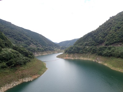 �ᐶ�q�勴��