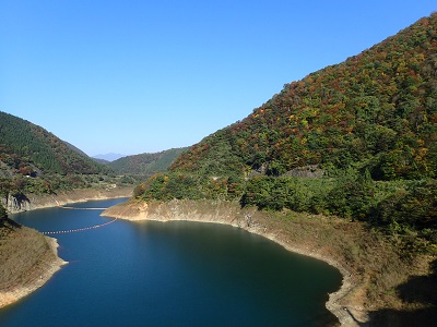 �ᐶ�q�勴��