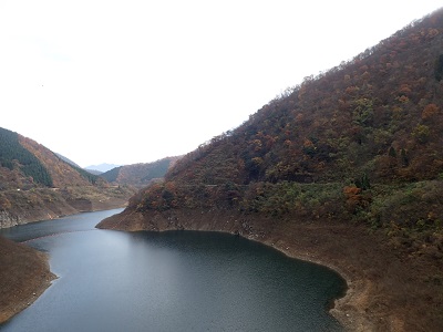 �ᐶ�q�勴��