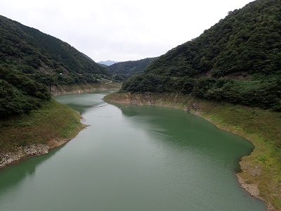 �ᐶ�q�勴��