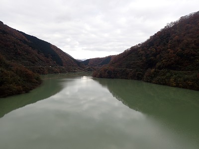 �ᐶ�q�勴��