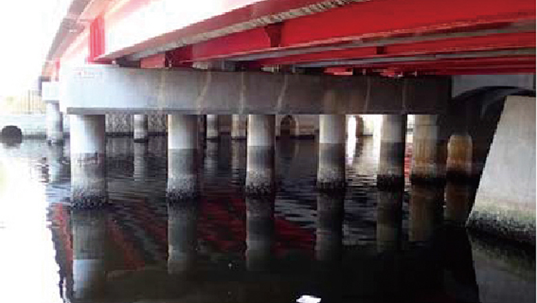 橋脚(P1 下り線)