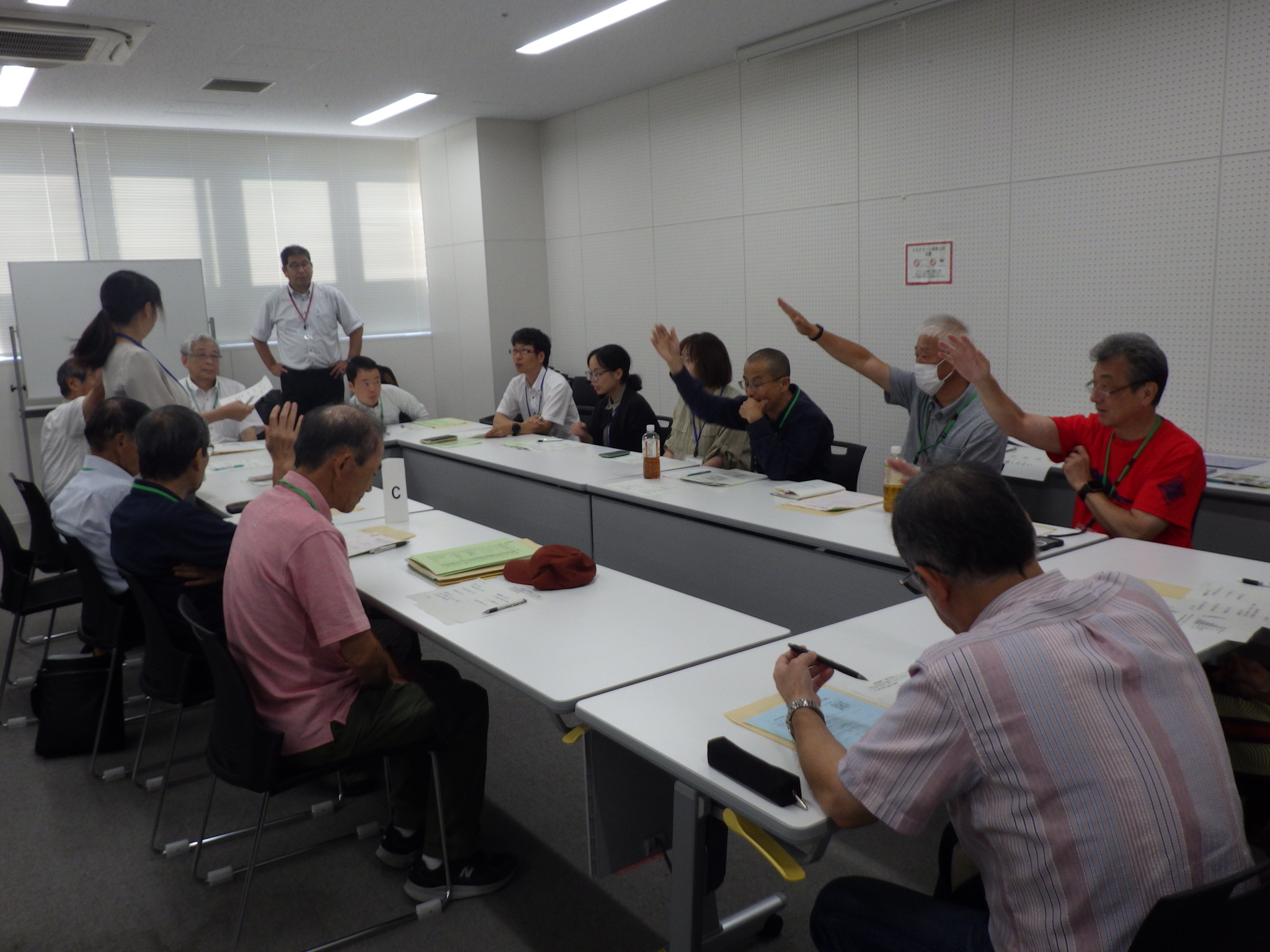 �ӌ������̗l�q(�ʐ^)