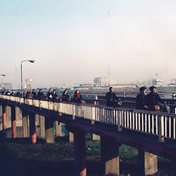 大阪市平野区旧明治橋<br>【平成3年12月】